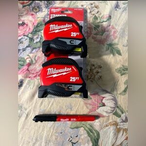 Milwaukee 2 pack Red Tape Measure